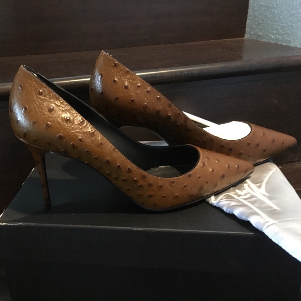 Gorgeous Giuseppe Zanotti Vero Cuoio 8.5 heels
